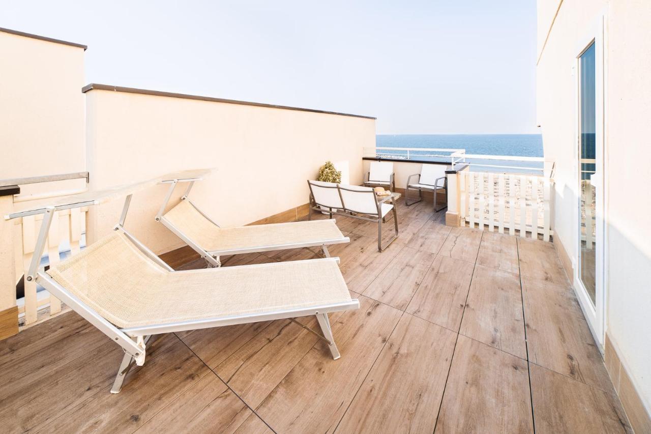 Hotel Life Rimini Exterior foto
