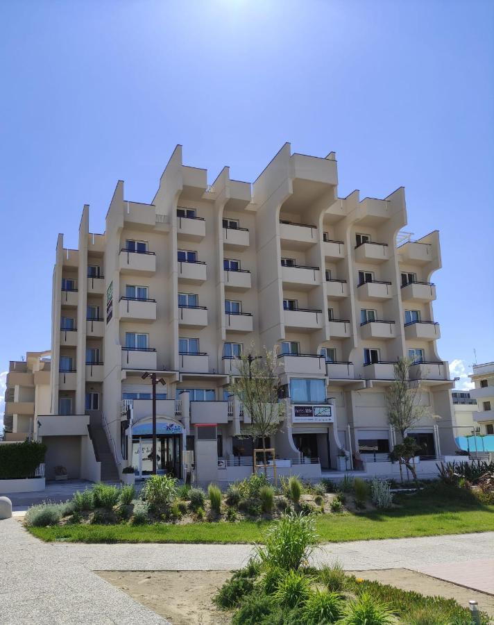 Hotel Life Rimini Exterior foto