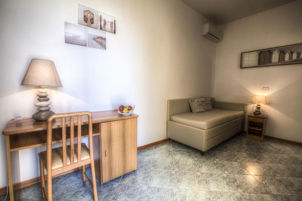 Hotel Life Rimini Exterior foto